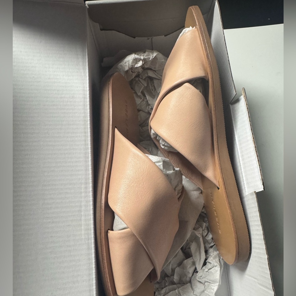 Everlane THE DAY CROSSOVER SANDAL pale pink